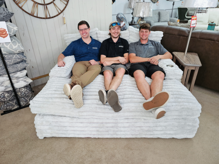 steven-seth-garrett-franklin-chaise-theater